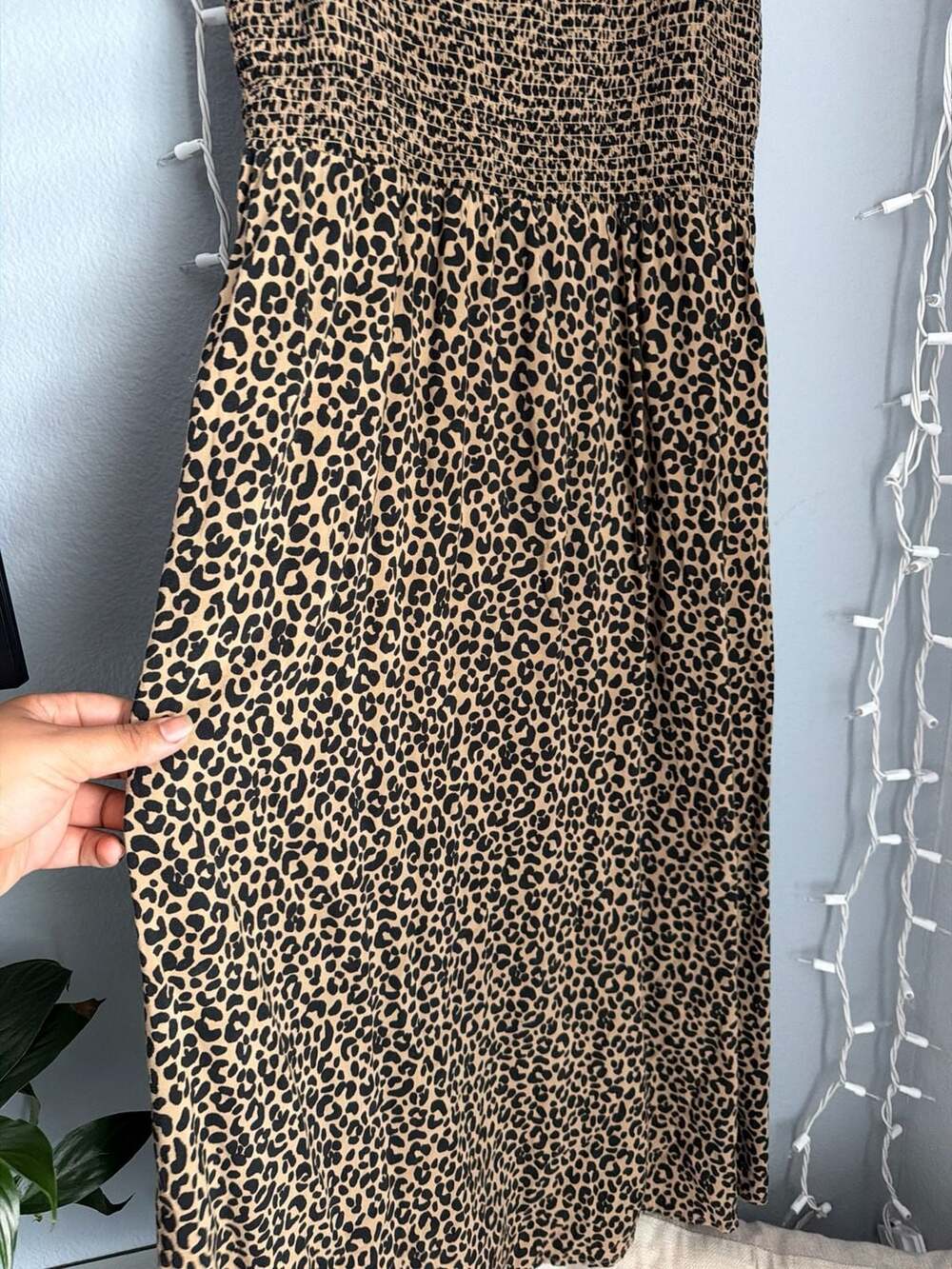 Old Navy Leopard Print Smocked Cami Maxi Dress, Size M - Picture 4 of 6